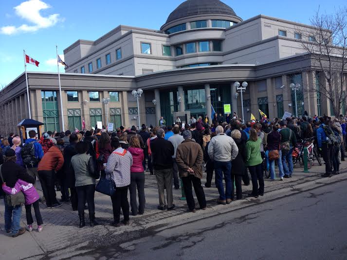 Students and unions rally for UNBC profs