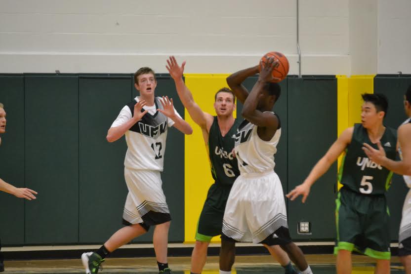 Griffins ease past T-Wolves