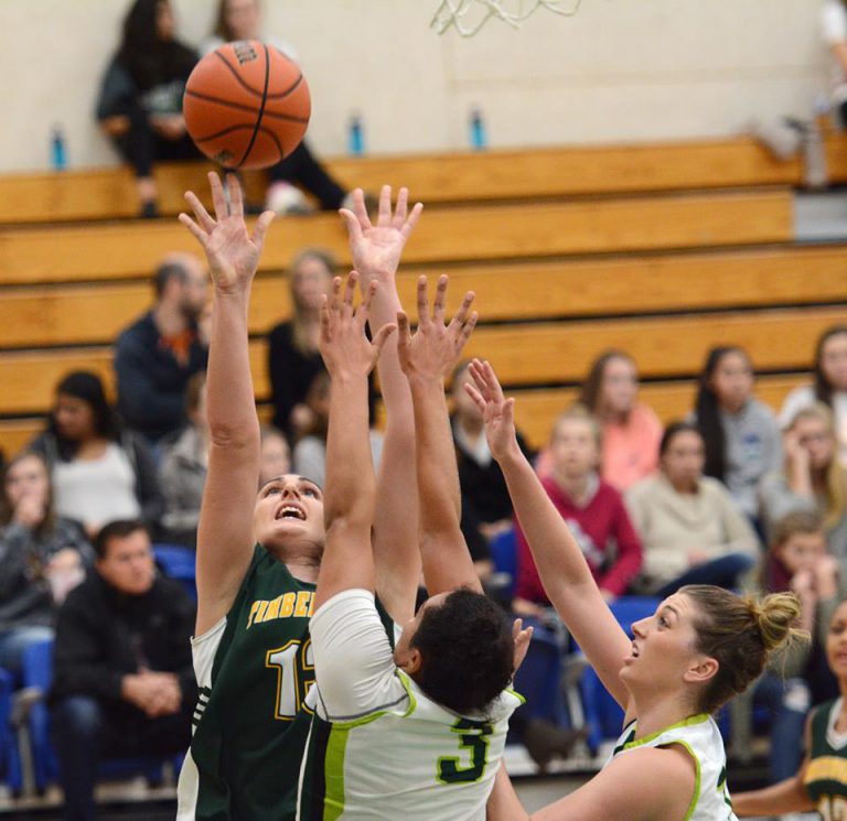 Bisons win both Saturday games over UNBC in men’s and women’s basketball