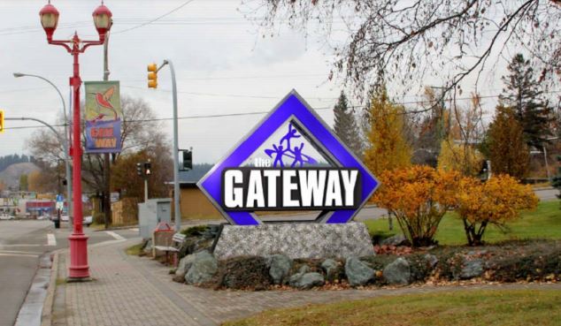 Local group beautifying the Gateway