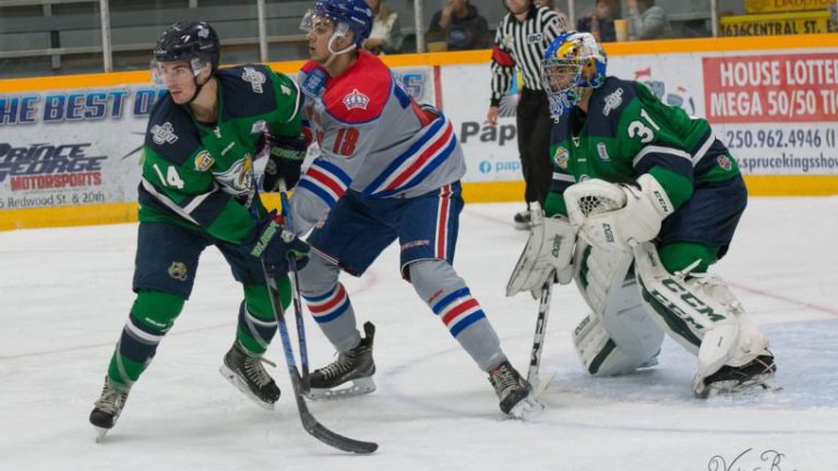 Spruce Kings struggle in Surrey, clinch Mainland Division crown