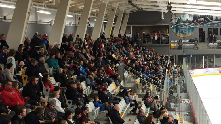 Quesnel gets passing grade for Junior B hockey visits