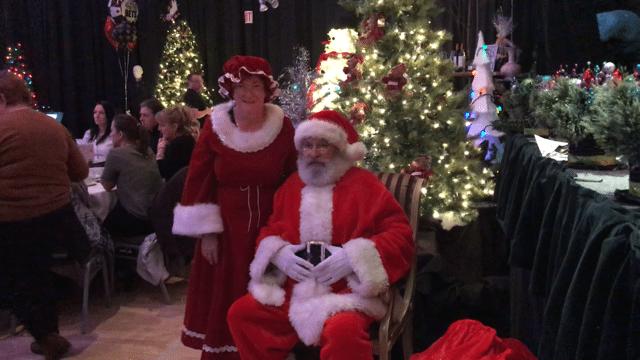 Santa Breakfast, Civic Light Up highlights third day of Festival of Trees