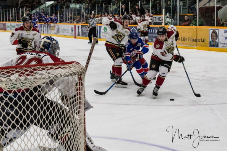 De Jong delivers helping hand, but Spruce Kings fall to Warriors