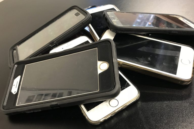 CRTC updates cellphone contract rules for telecom giants