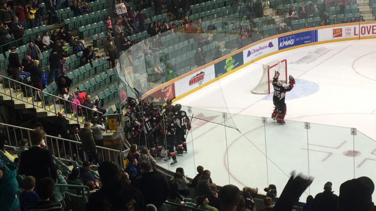 Gauthier’s goaltending duel with Victoria ends in OT victory