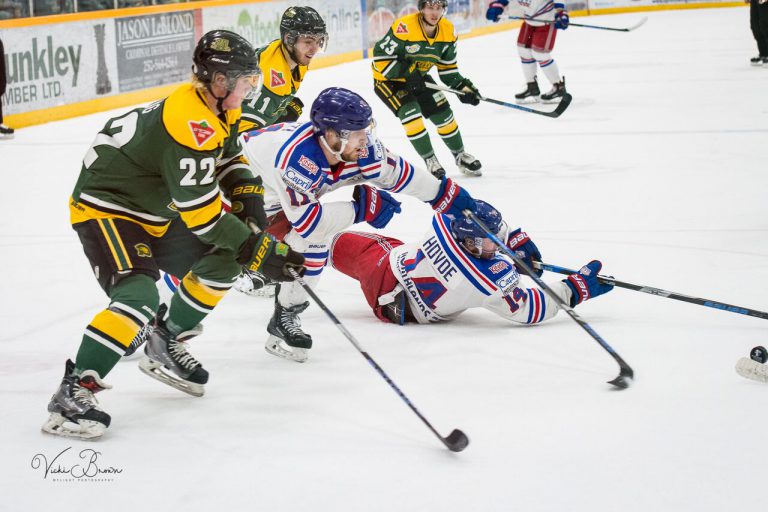 Hot power-play paces Spruce Kings to convincing win against Powell River