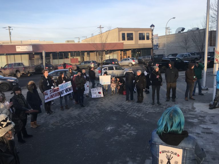 WATCH: Pipeline protesters rally at PG courthouse in support of Unist’ot’en First Nation