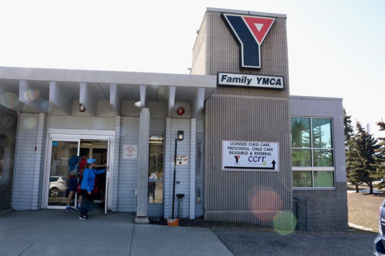 YMCA moves free mental wellness program online