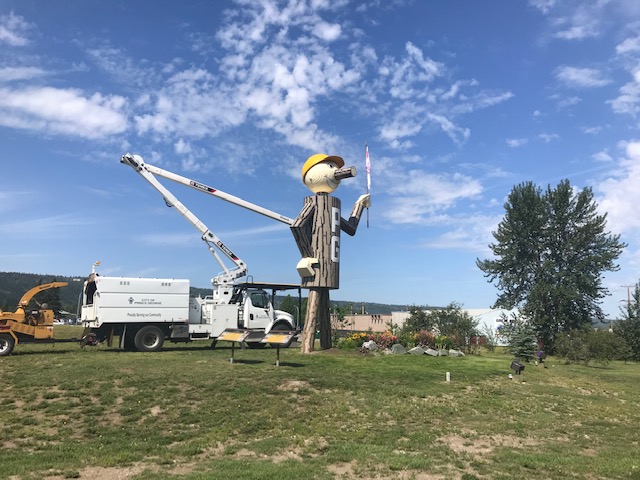 Mr. PG waving a new flag, city partners with Red Cross