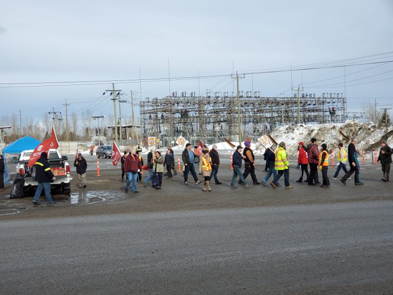 Union demonstrating in PG as Co-op Refinery dispute rages on