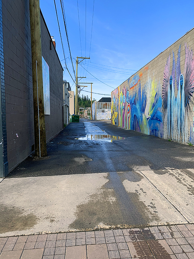 City contracts local organization to remove graffiti downtown