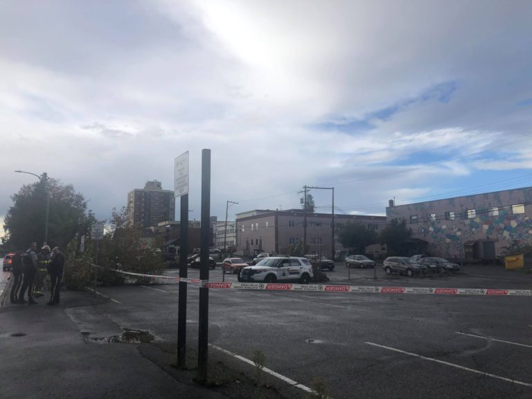 Lightning strike caused minor power outage downtown
