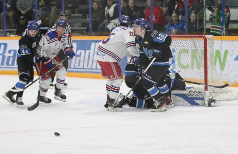 Penalties plague Spruce Kings as Penticton stays perfect