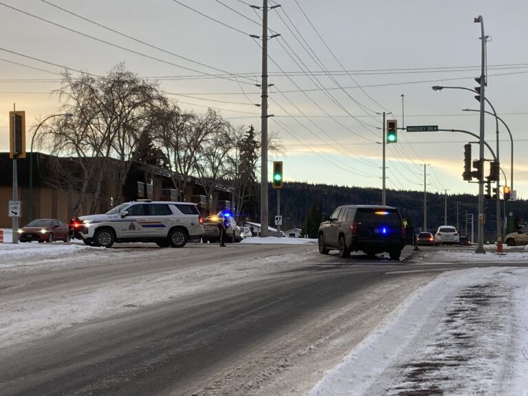 Updated: Intersection at Ospika and Massey clear following three-vehicle collision