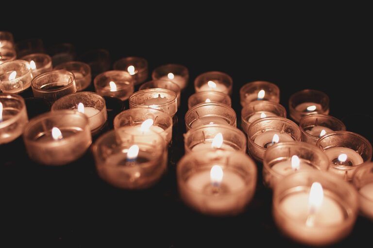 Senior hockey team in Vanderhoof hosting candlelight vigil for Madison Scott