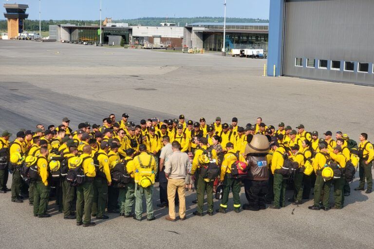 100 Mexican firefighters arrive to work in Prince George Fire Centre