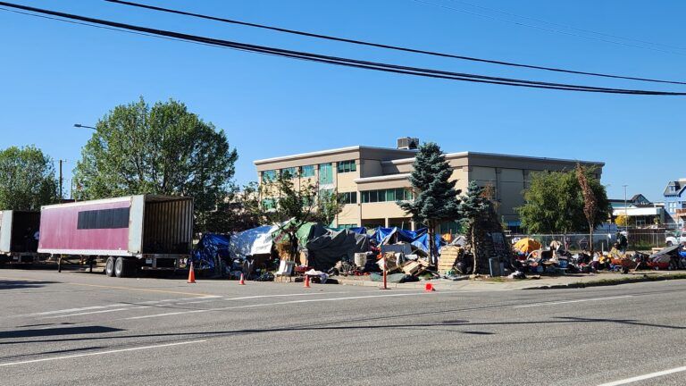 Decampment of Millennium Park begins