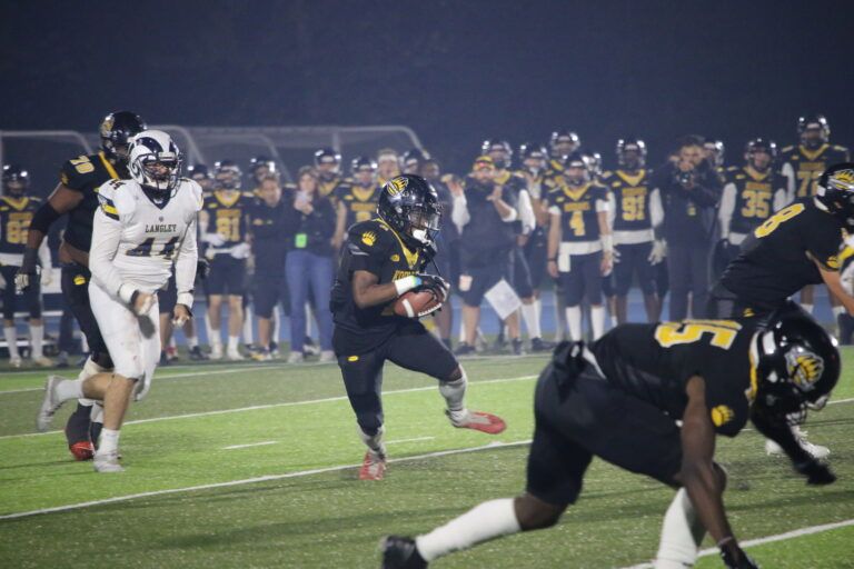 Kodiaks fall to Rams