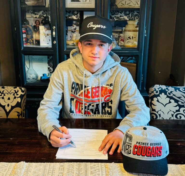 Cougars sign pair of picks to WHL deals