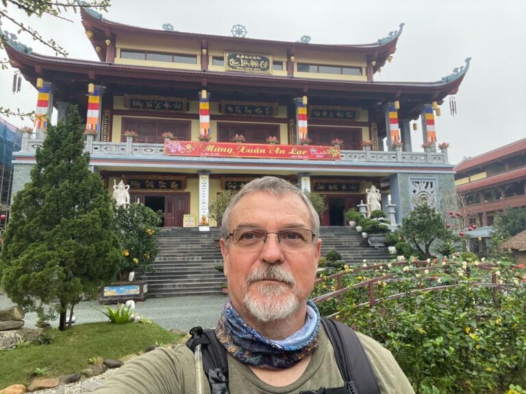 American Doctor finding warm reception on bike ride from Prince George to Alaska